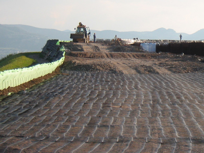 Mono-axial-extruded-HDPE-geogrids-Tenax-TT-for-reinforcement